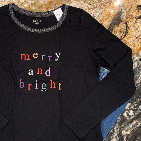NWT LOFT Black W/Christmas Merry and Bright Graphic Long Sleeve Tee - Picture 6 of 10
